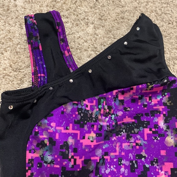 Leotard - Picture 4 of 4